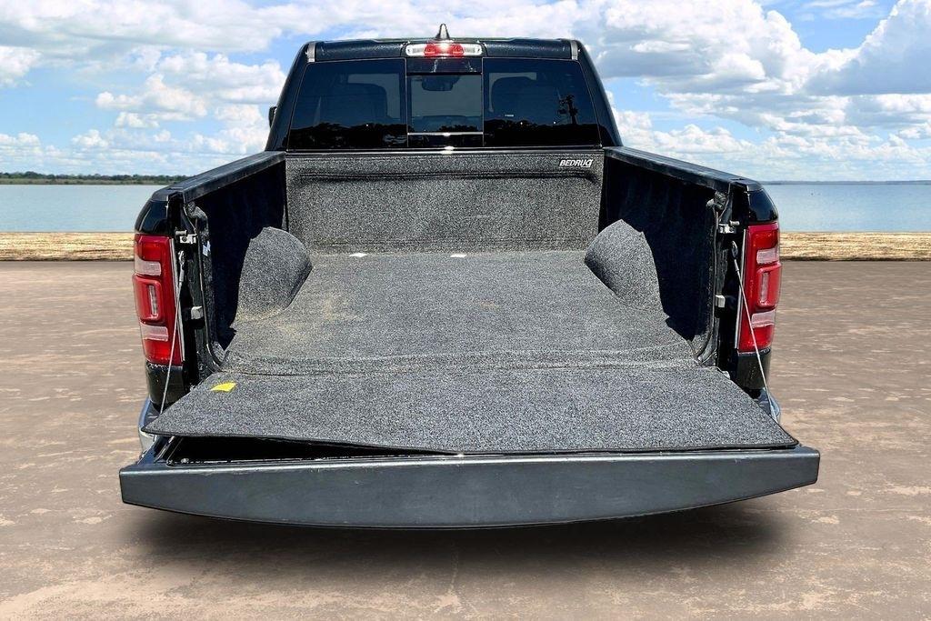 RAM 1500 Laramie Crew Cab SWB 4WD 2022