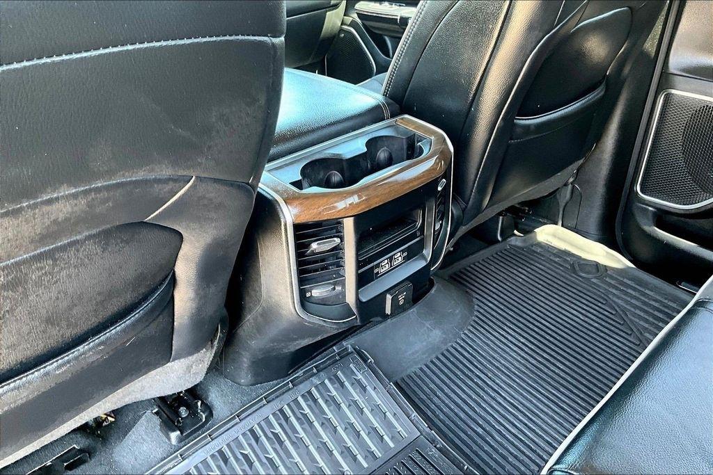 RAM 1500 Laramie Crew Cab SWB 4WD 2022
