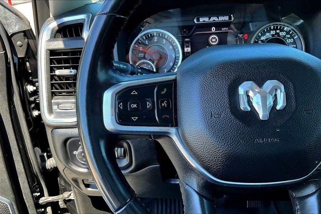 RAM 1500 Laramie Crew Cab SWB 4WD 2022