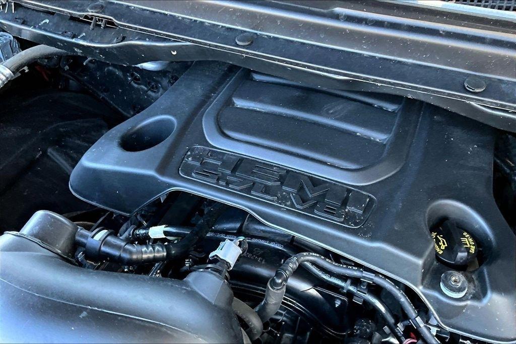 RAM 1500 Laramie Crew Cab SWB 4WD 2022