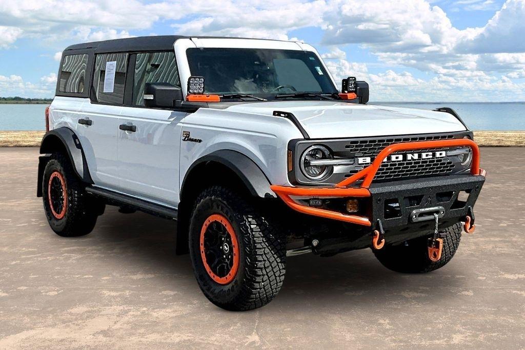 2022 Ford Bronco Base 4-Door w/Advanced