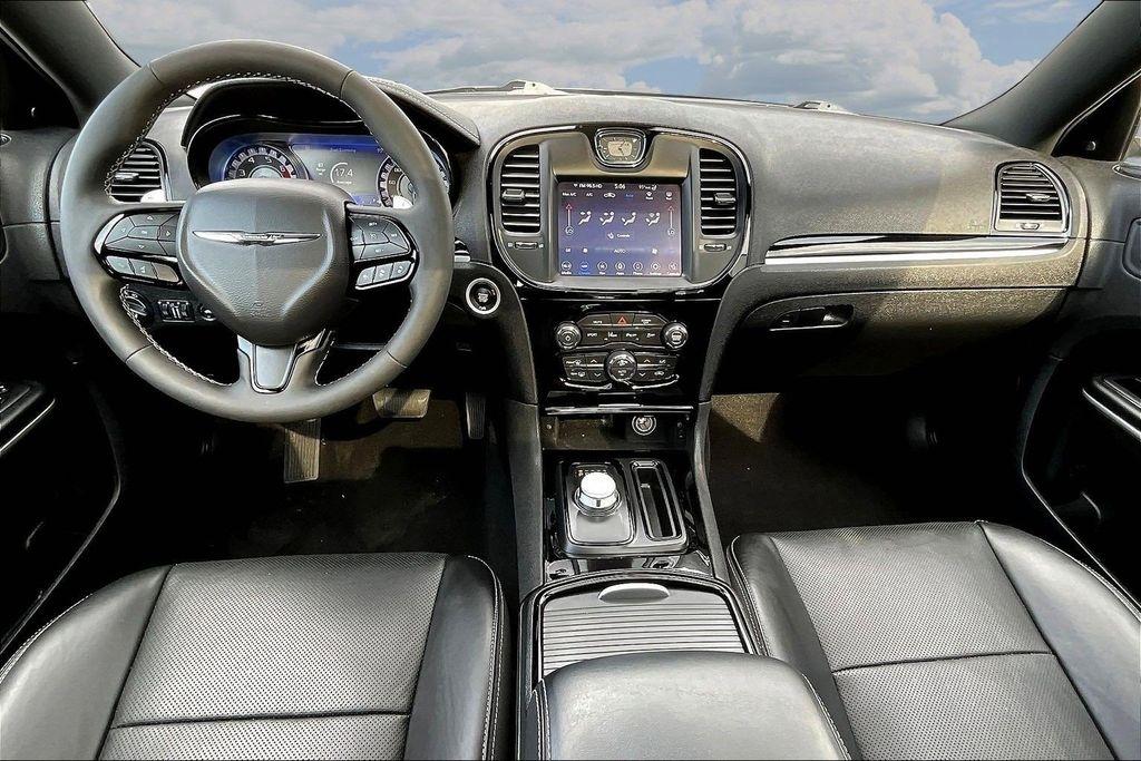 Chrysler 300 S V8 2023