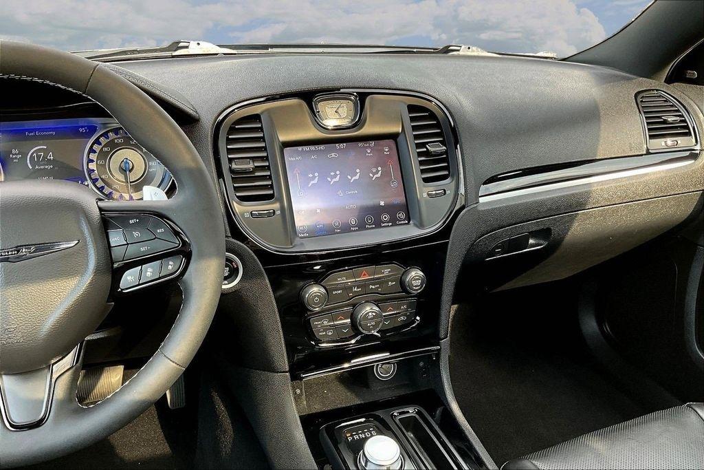 Chrysler 300 S V8 2023