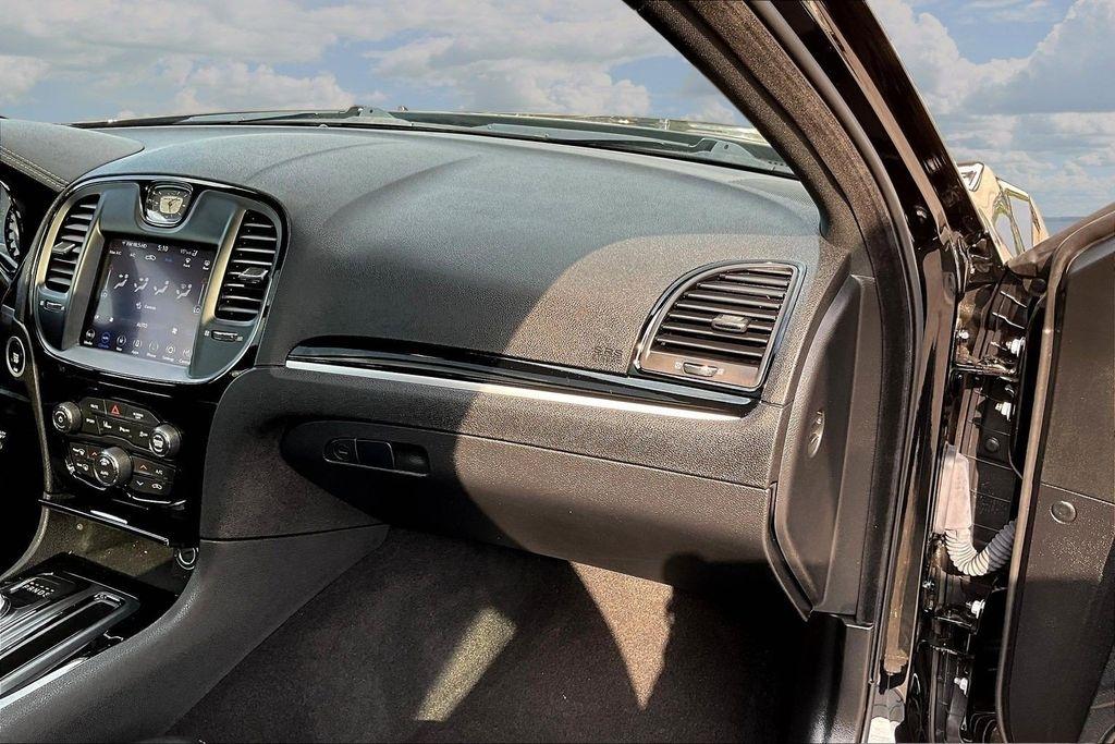 Chrysler 300 S V8 2023