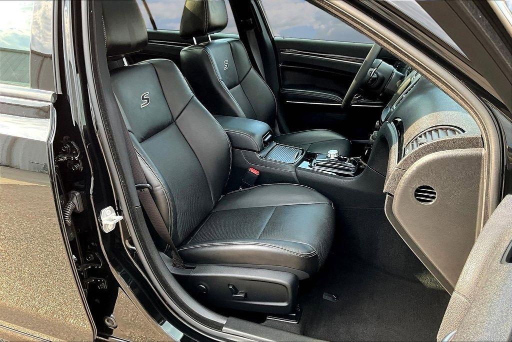 Chrysler 300 S V8 2023