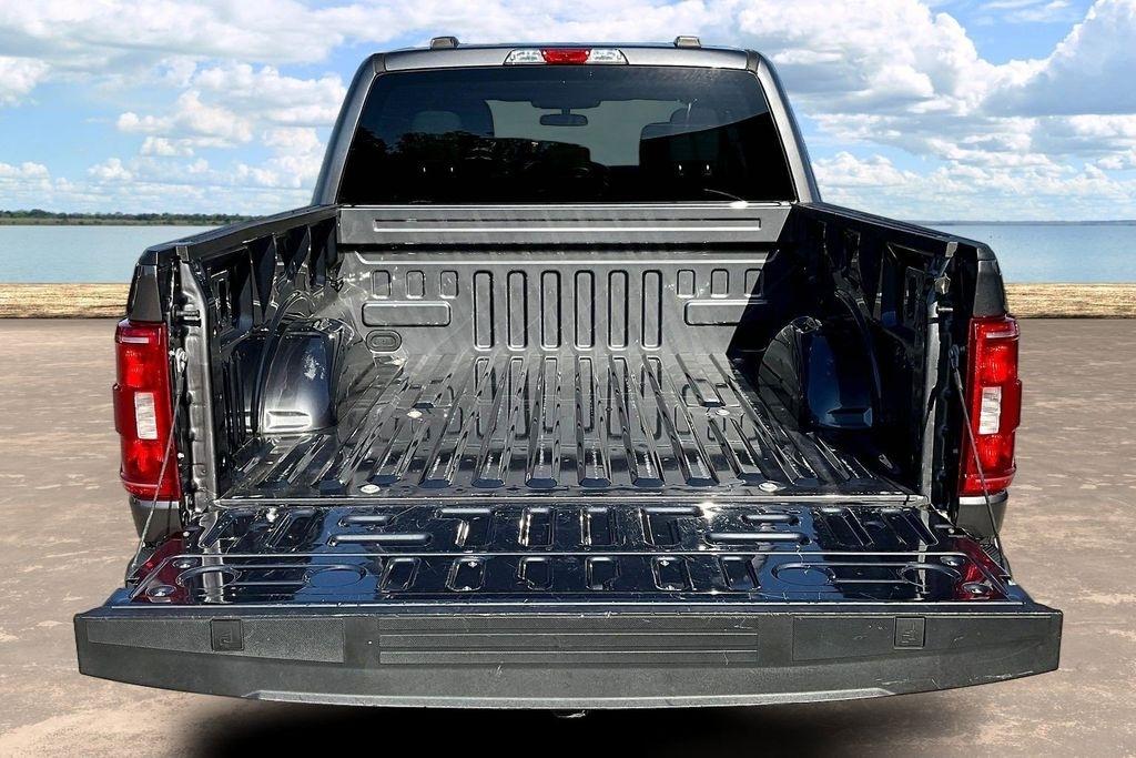 Ford F-150 Lariat SuperCrew 5.5-ft. Bed 4WD 2023