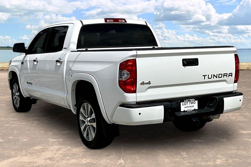 Toyota Tundra Limited 5.7L FFV CrewMax 4WD 2017