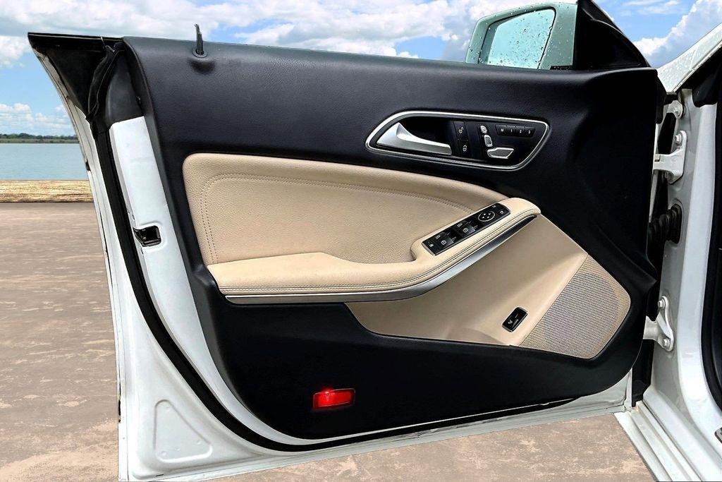 Mercedes-Benz CLA-Class CLA250 2018