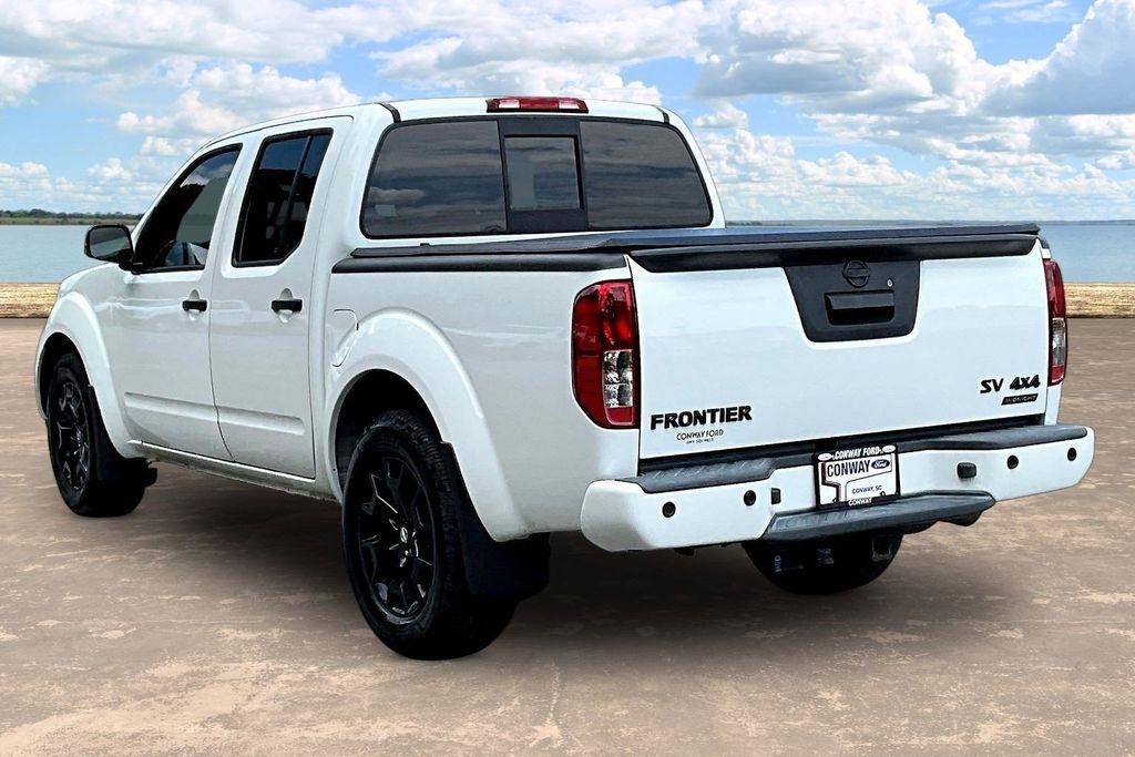 View vehicle photo 4