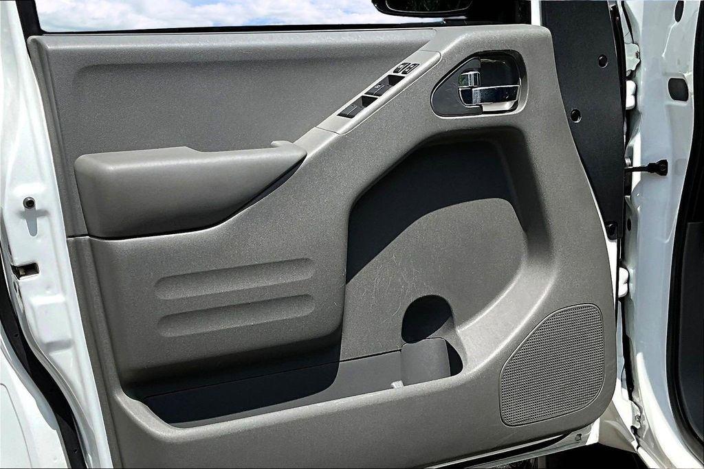 Nissan Frontier S Crew Cab 4WD 2021