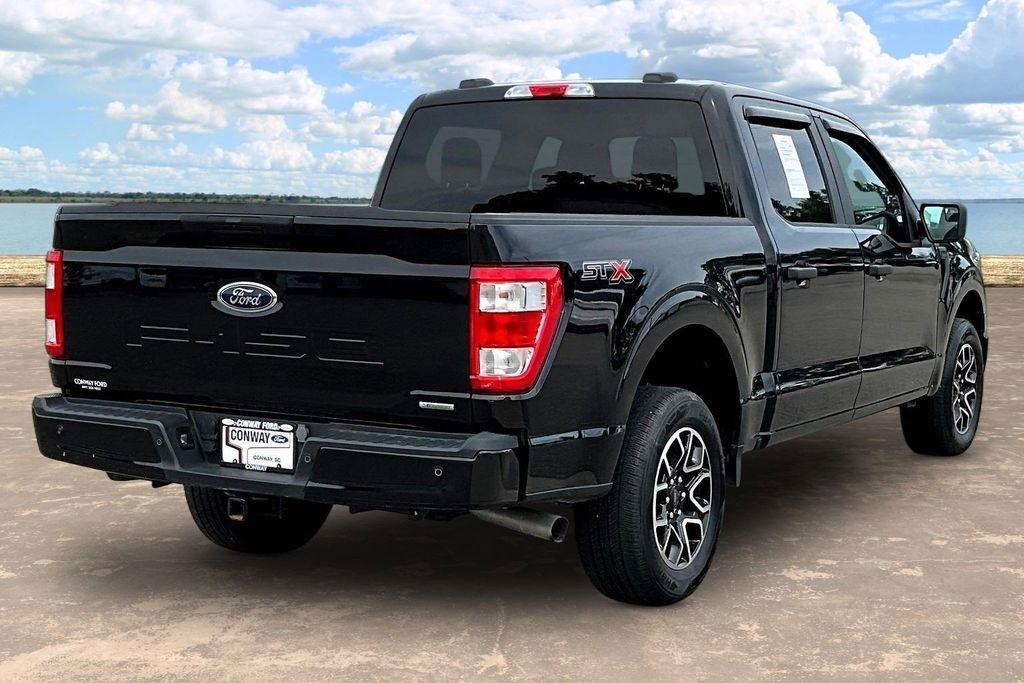 View vehicle photo 6