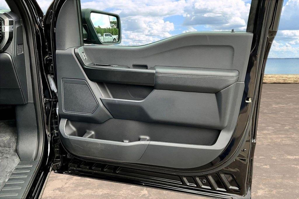 Ford F-150 Lariat SuperCrew 5.5-ft. Bed 2WD 2023
