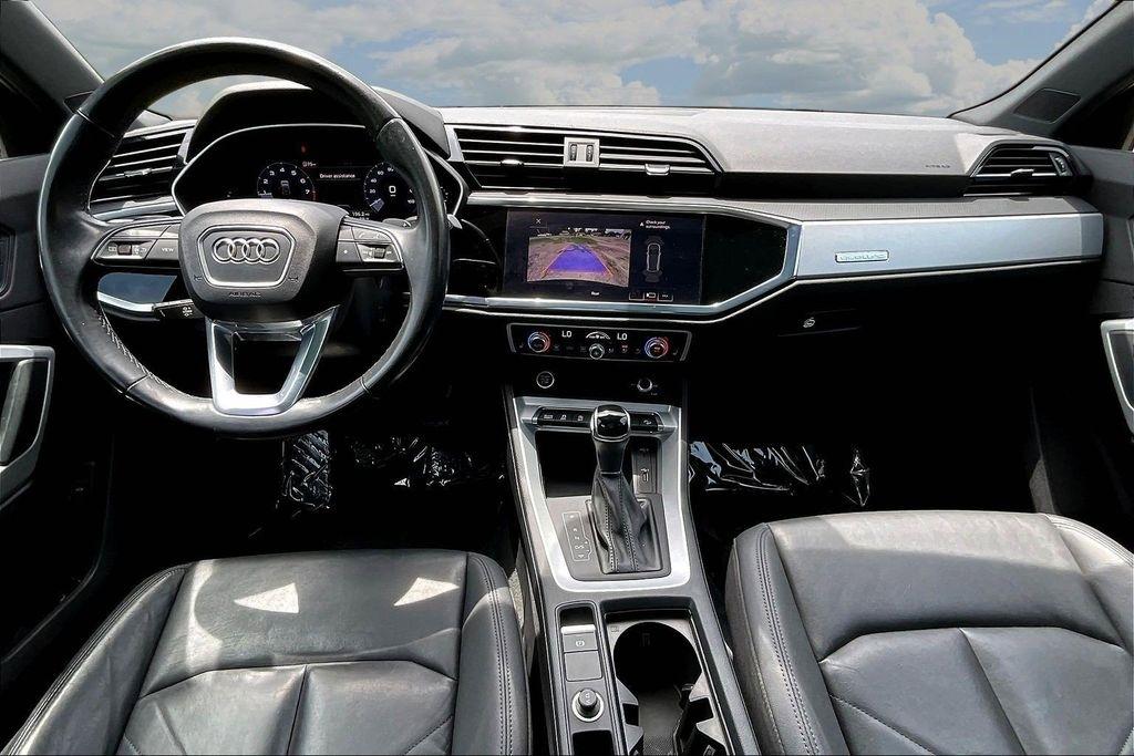 Audi Q3 S line Premium quattro 2021
