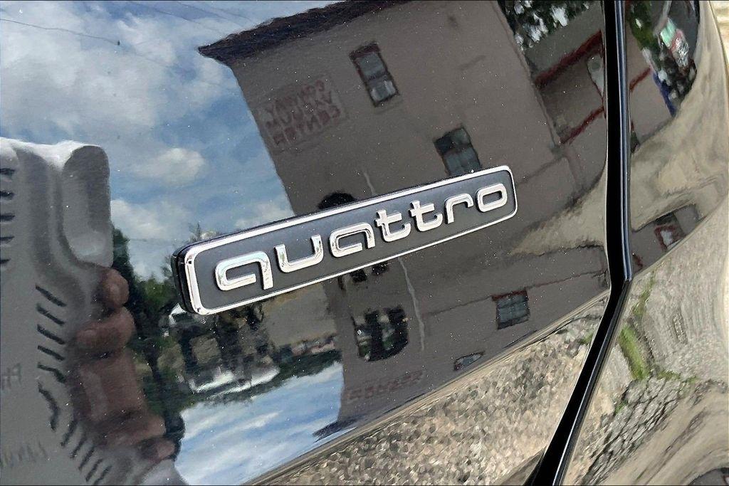 Audi Q3 S line Premium quattro 2021