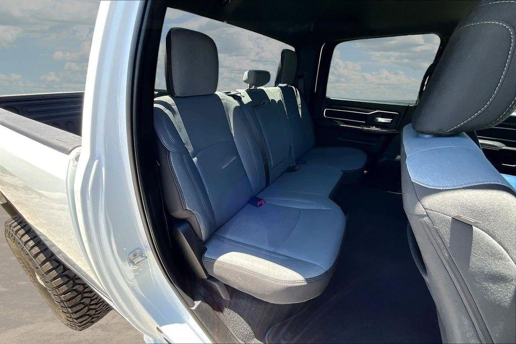 RAM 2500 Tradesman Crew Cab SWB 4WD 2024