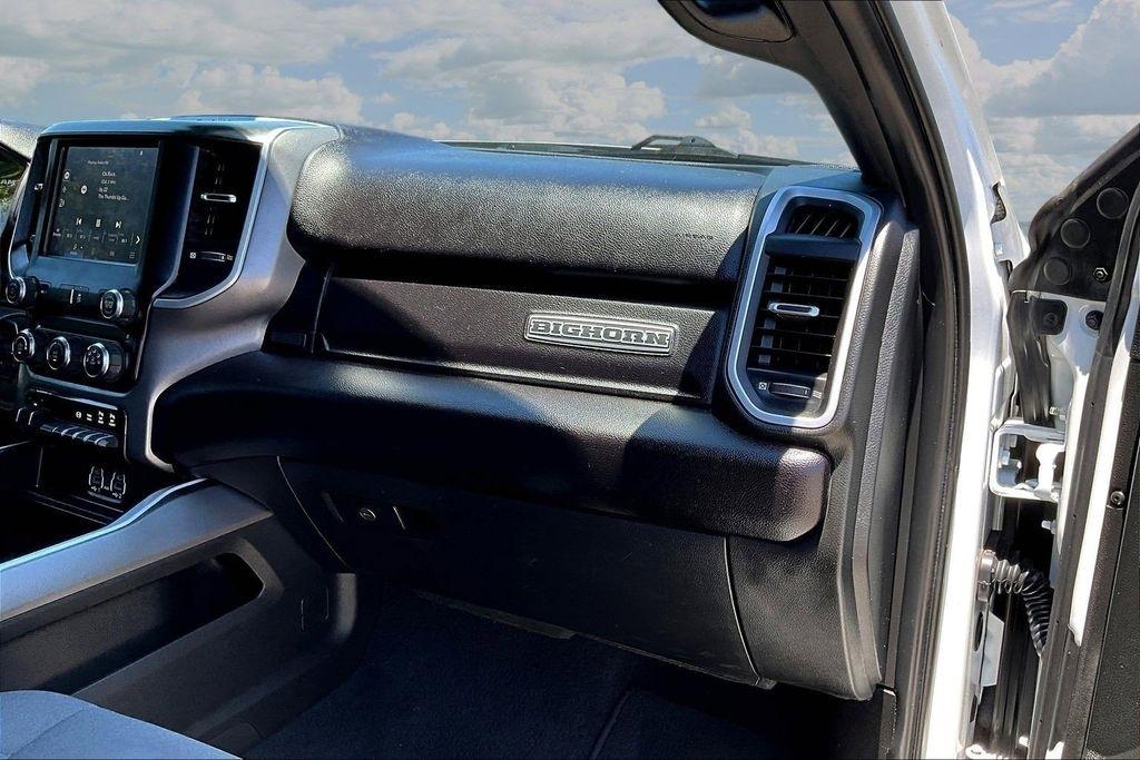 RAM 2500 Tradesman Crew Cab SWB 4WD 2024
