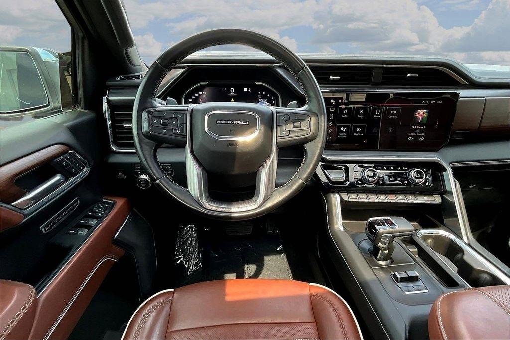 GMC Sierra 1500 Denali Ultimate Crew Cab 4WD 2023