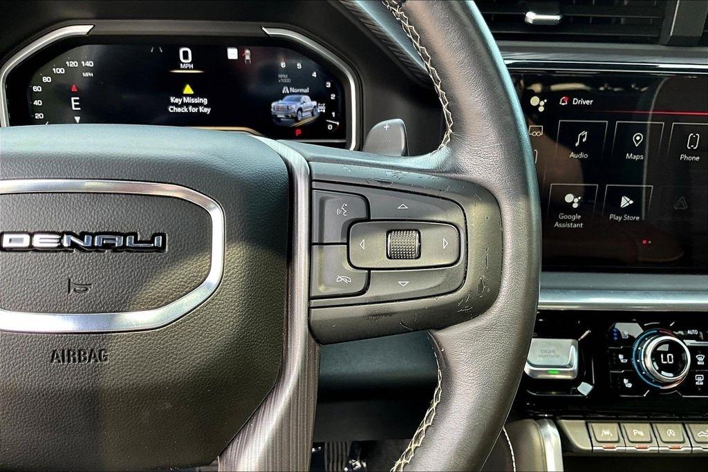 GMC Sierra 1500 Denali Ultimate Crew Cab 4WD 2023