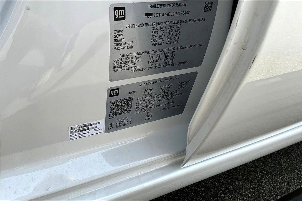 GMC Sierra 1500 Denali Ultimate Crew Cab 4WD 2023
