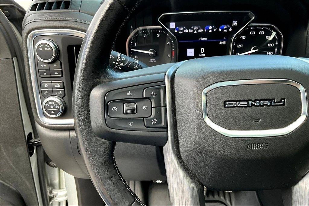 GMC Sierra 2500HD Denali Crew Cab 4WD 2020