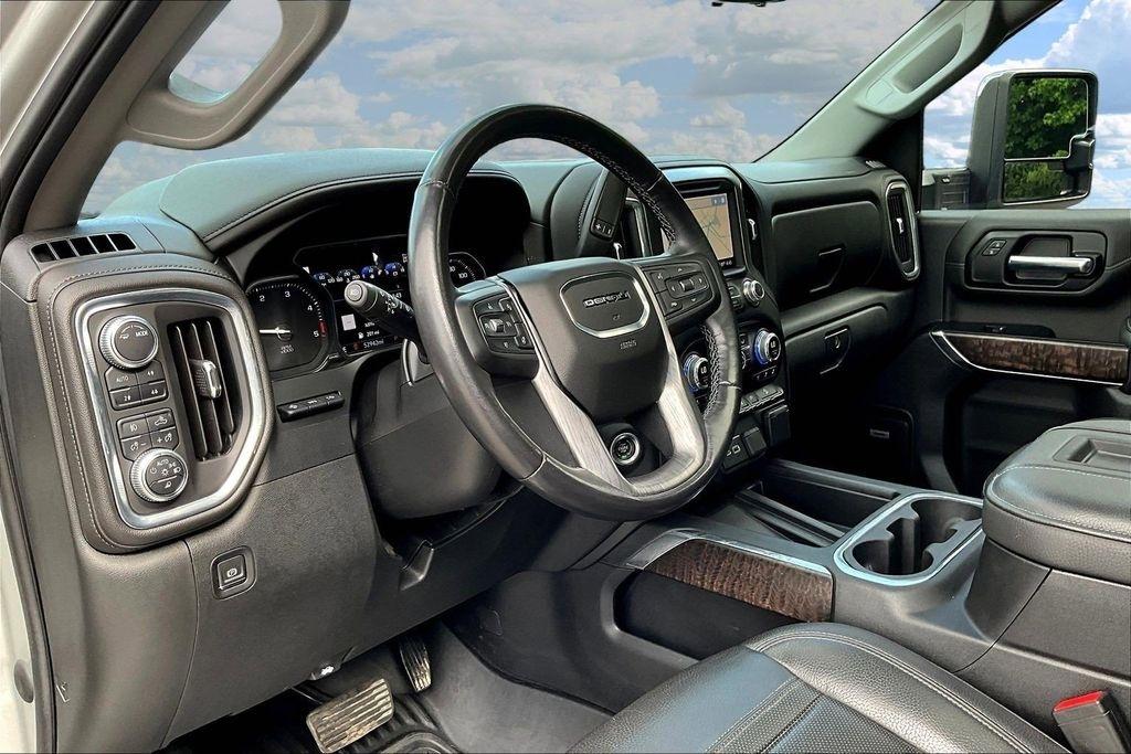 GMC Sierra 2500HD Denali Crew Cab 4WD 2020