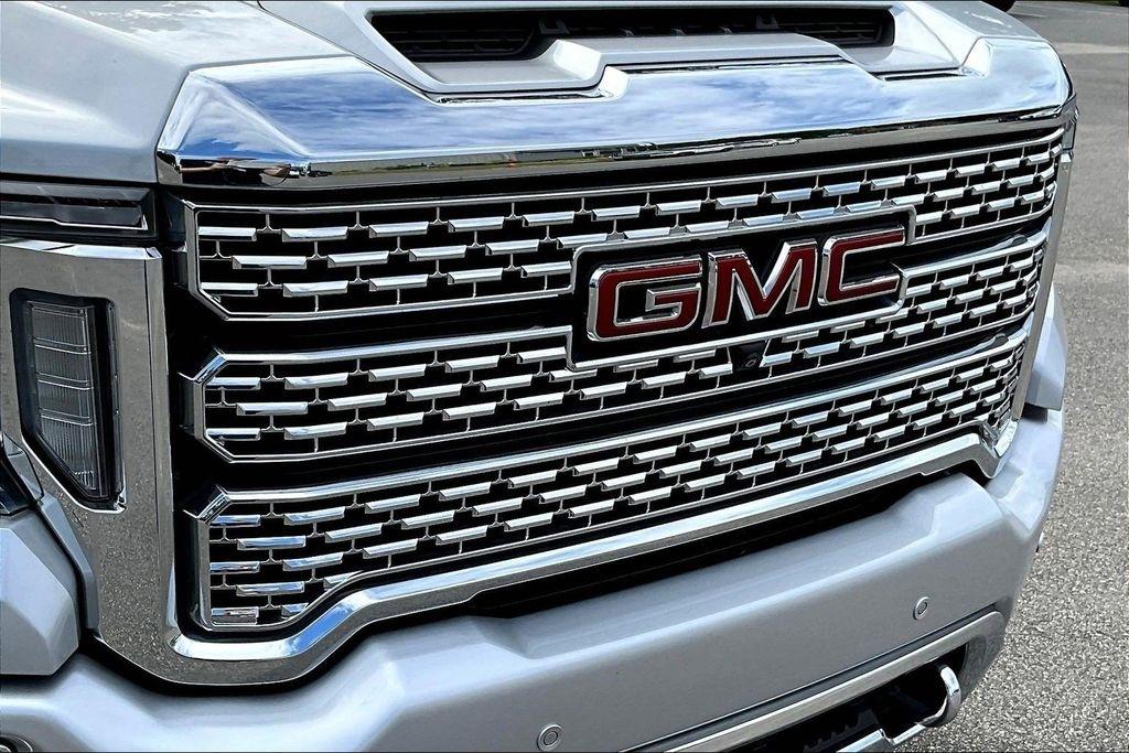 GMC Sierra 2500HD Denali Crew Cab 4WD 2020