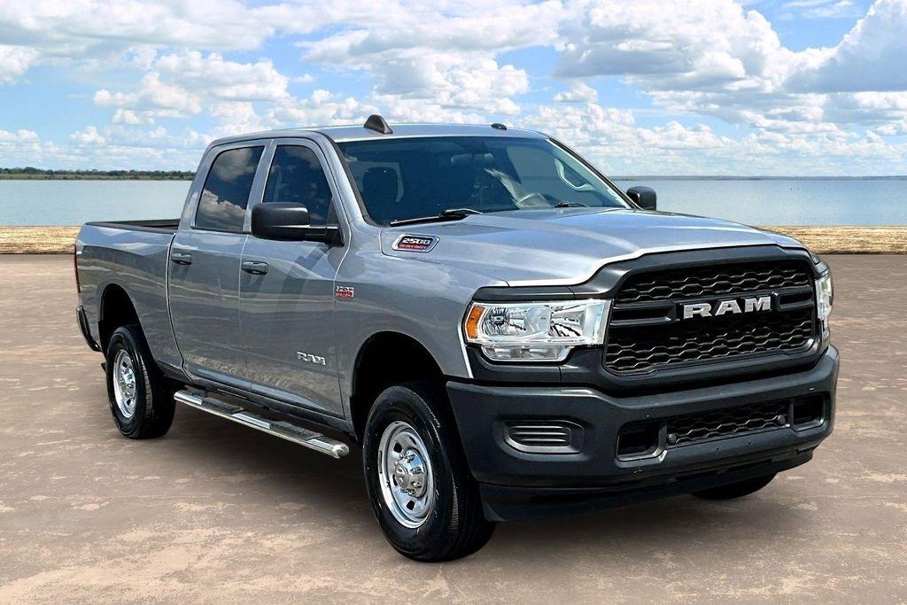 2020 RAM 2500 Tradesman Crew Cab SWB 4WD