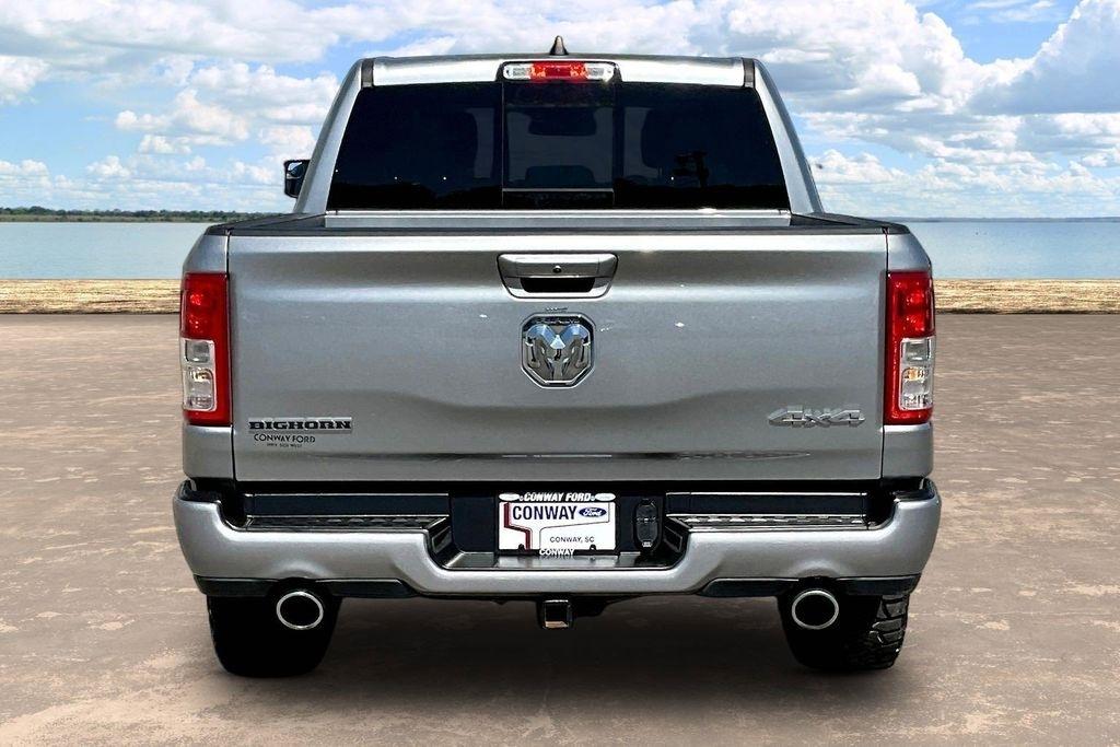 RAM 1500 Big Horn Crew Cab SWB 4WD 2022