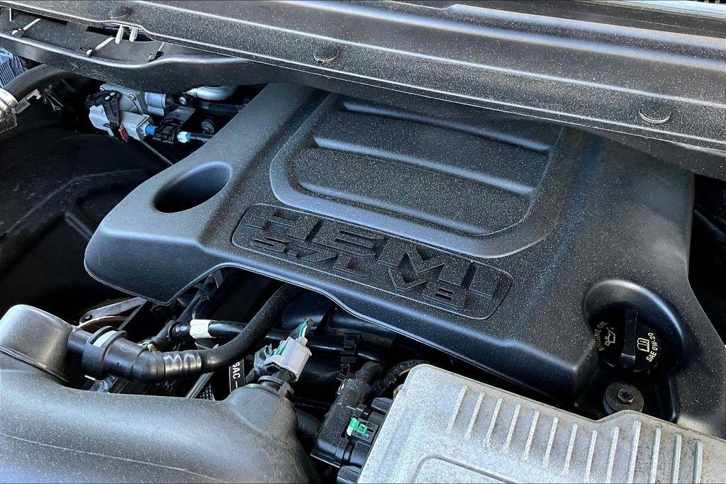 RAM 1500 Big Horn Crew Cab SWB 4WD 2022