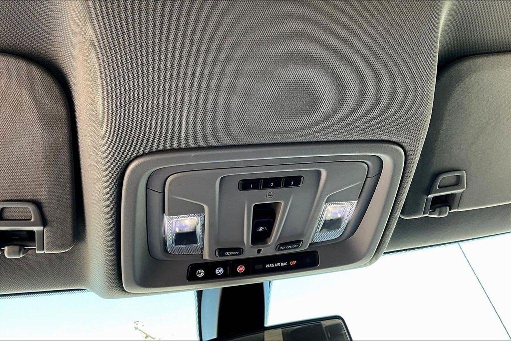 Chevrolet Silverado 1500 LT Crew Cab 4WD 2020