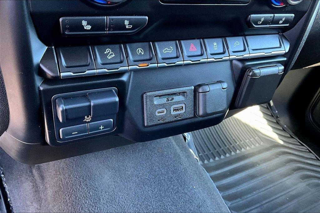 Chevrolet Silverado 1500 LT Crew Cab 4WD 2020