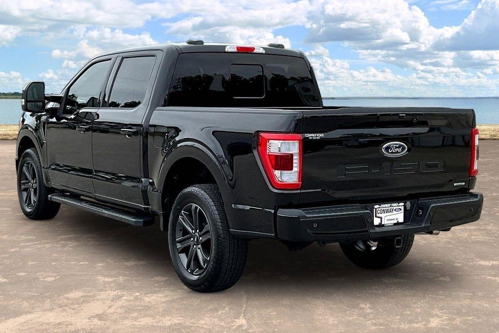 View vehicle photo 4
