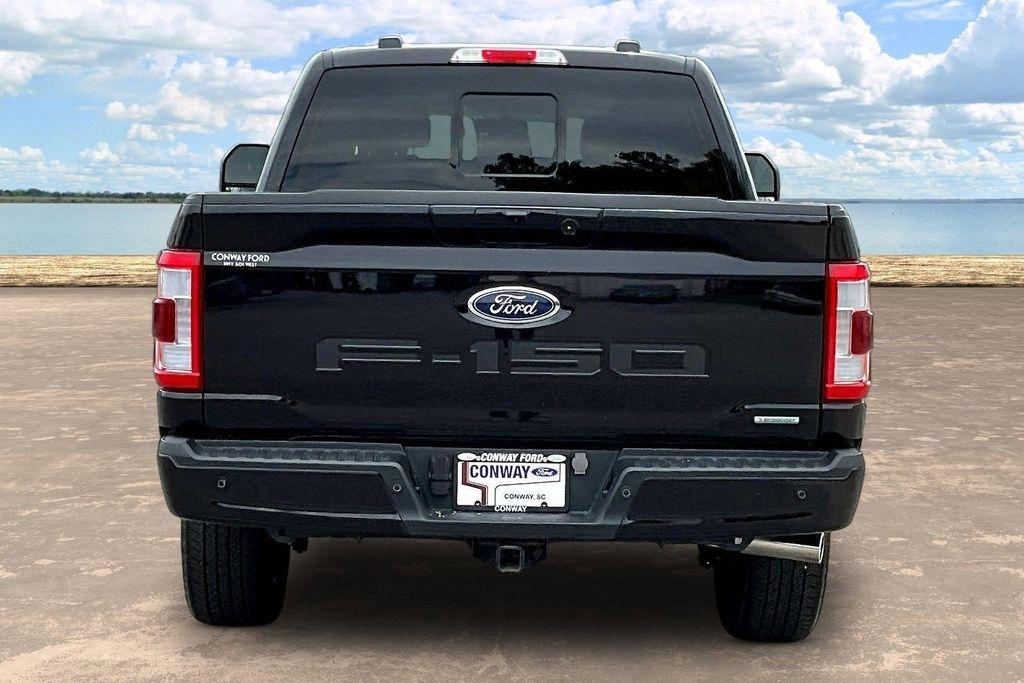 View vehicle photo 5