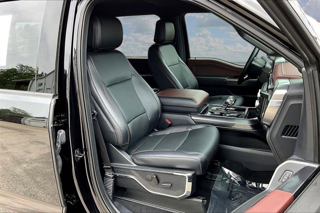 Ford F-150 Lariat SuperCrew 5.5-ft. Bed 4WD 2023