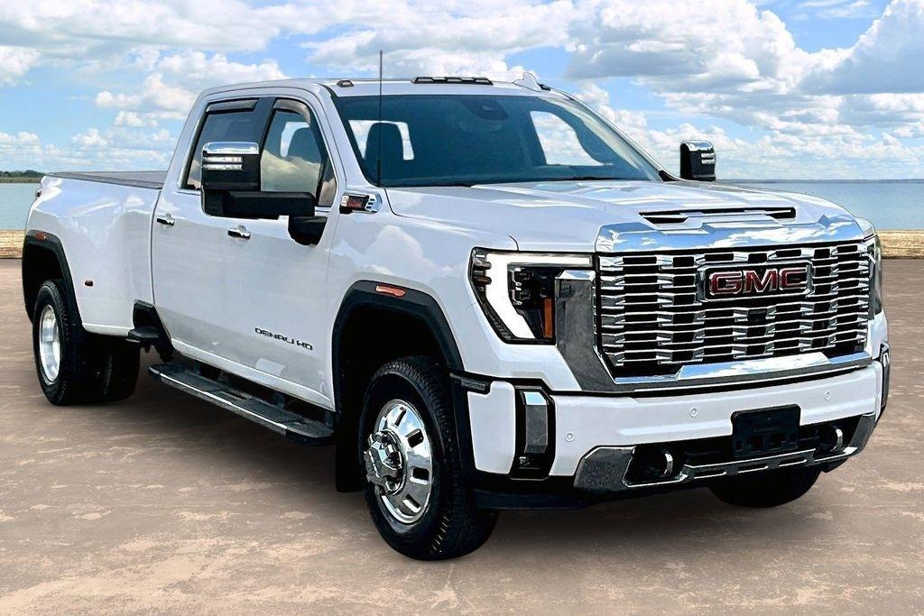 2024 GMC Sierra 3500HD Denali Crew Cab 4WD