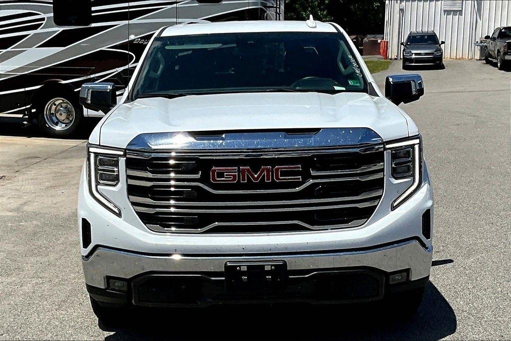 GMC Sierra 1500 SLT Crew Cab 4WD 2025
