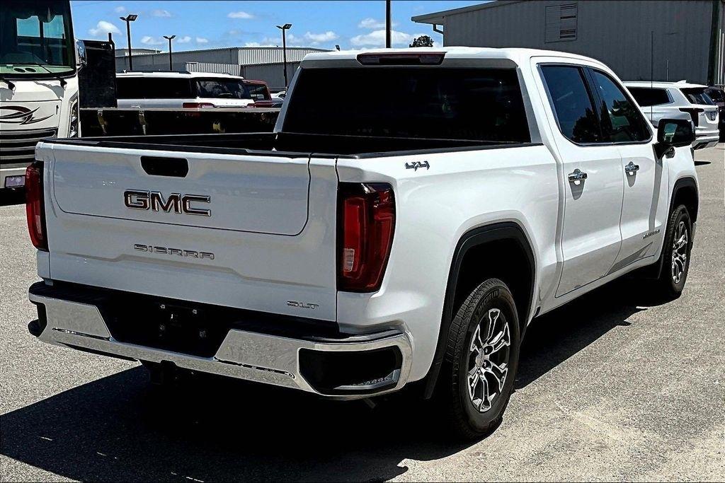 GMC Sierra 1500 SLT Crew Cab 4WD 2025