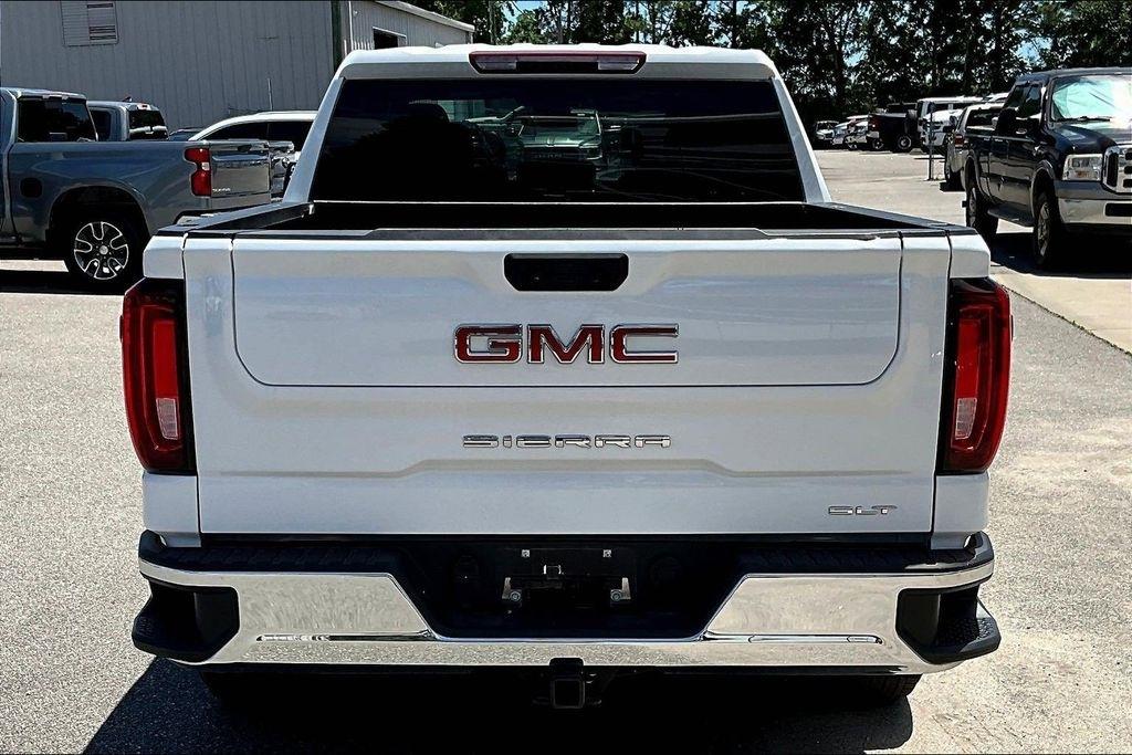 GMC Sierra 1500 SLT Crew Cab 4WD 2025