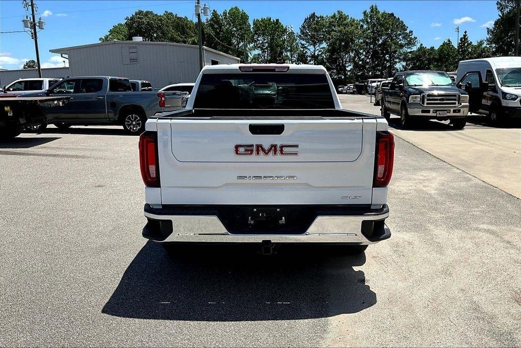 GMC Sierra 1500 SLT Crew Cab 4WD 2025