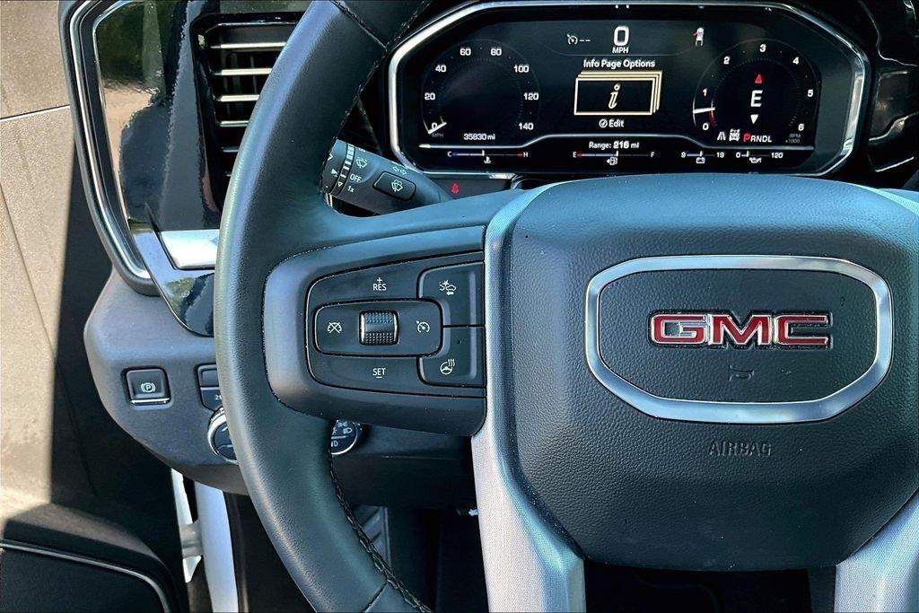 GMC Sierra 1500 SLT Crew Cab 4WD 2025