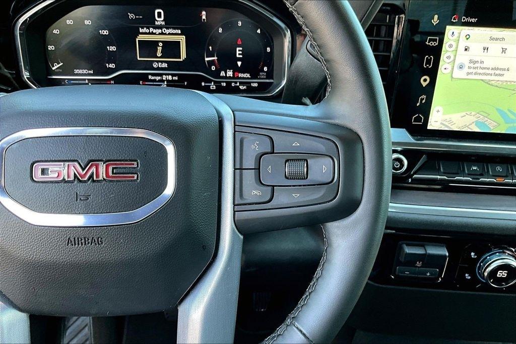GMC Sierra 1500 SLT Crew Cab 4WD 2025