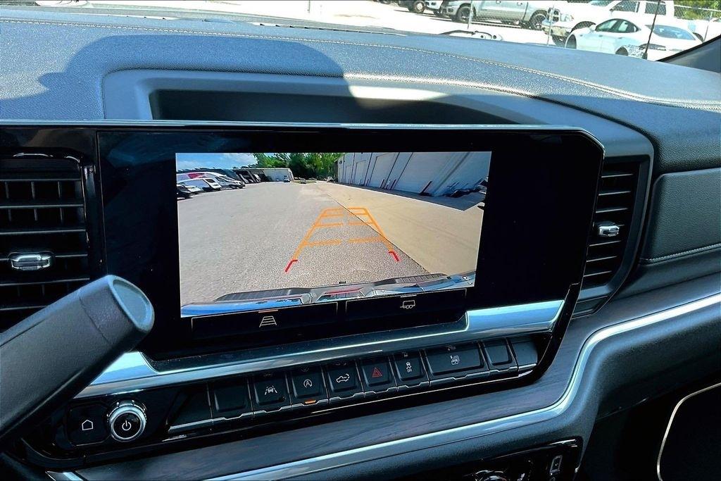GMC Sierra 1500 SLT Crew Cab 4WD 2025