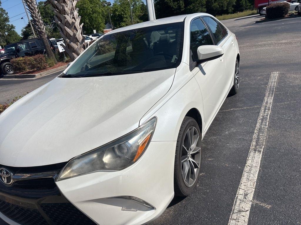 Toyota Camry SE 2017