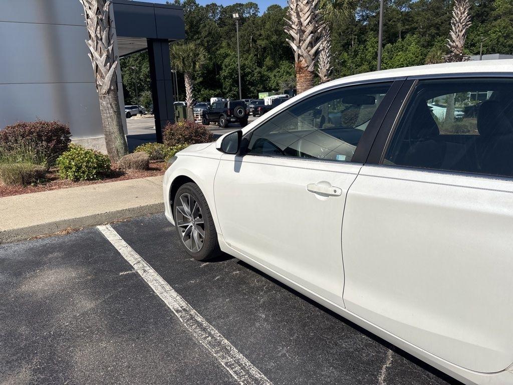 Toyota Camry SE 2017