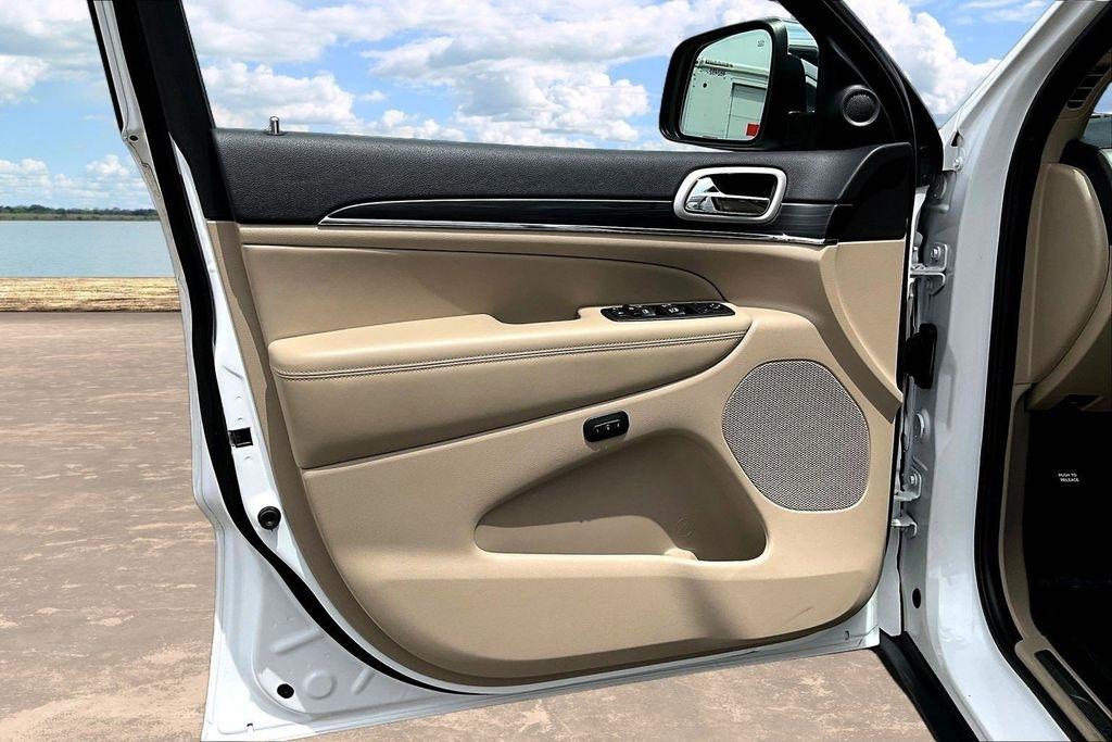 Jeep Grand Cherokee Limited 2WD 2021