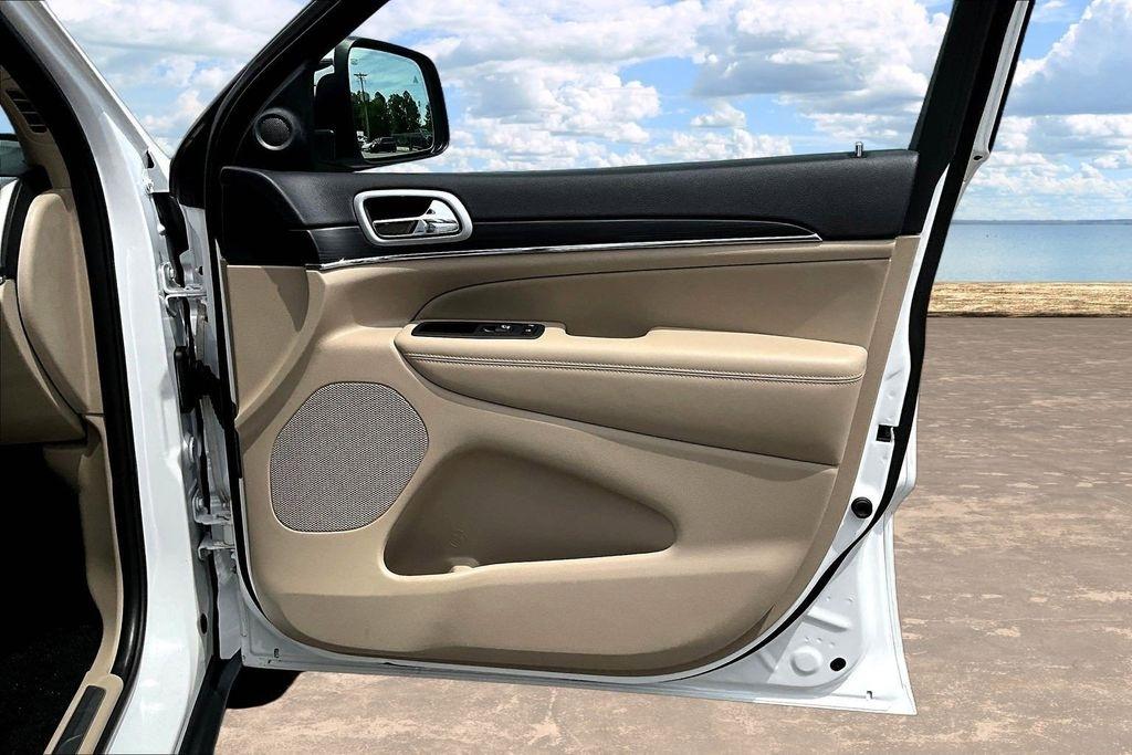 Jeep Grand Cherokee Limited 2WD 2021