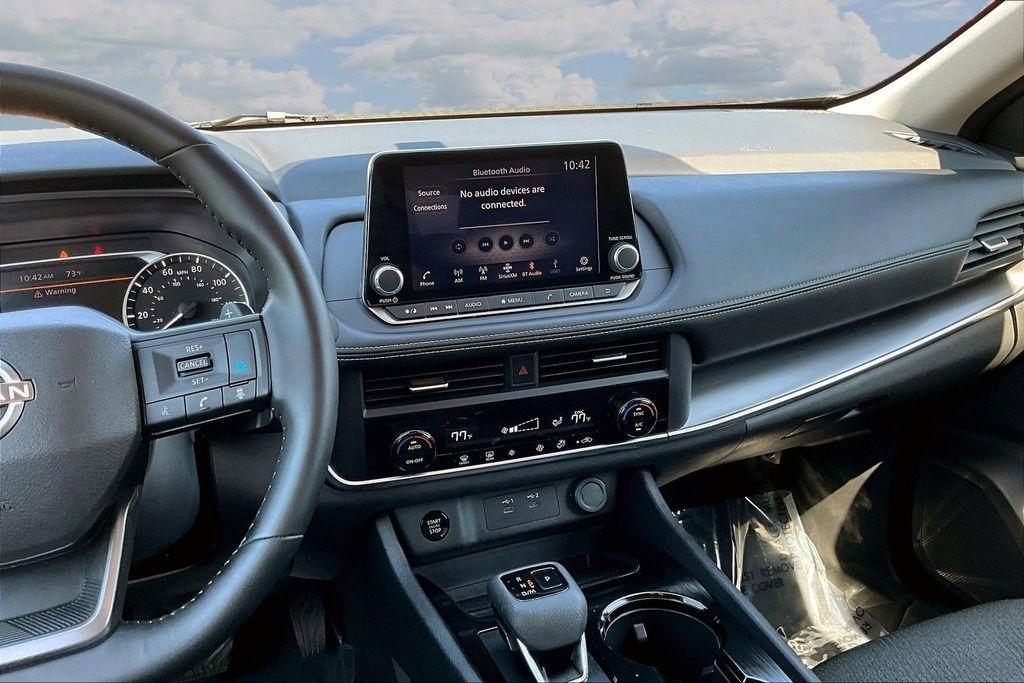 Nissan Rogue SV 2025