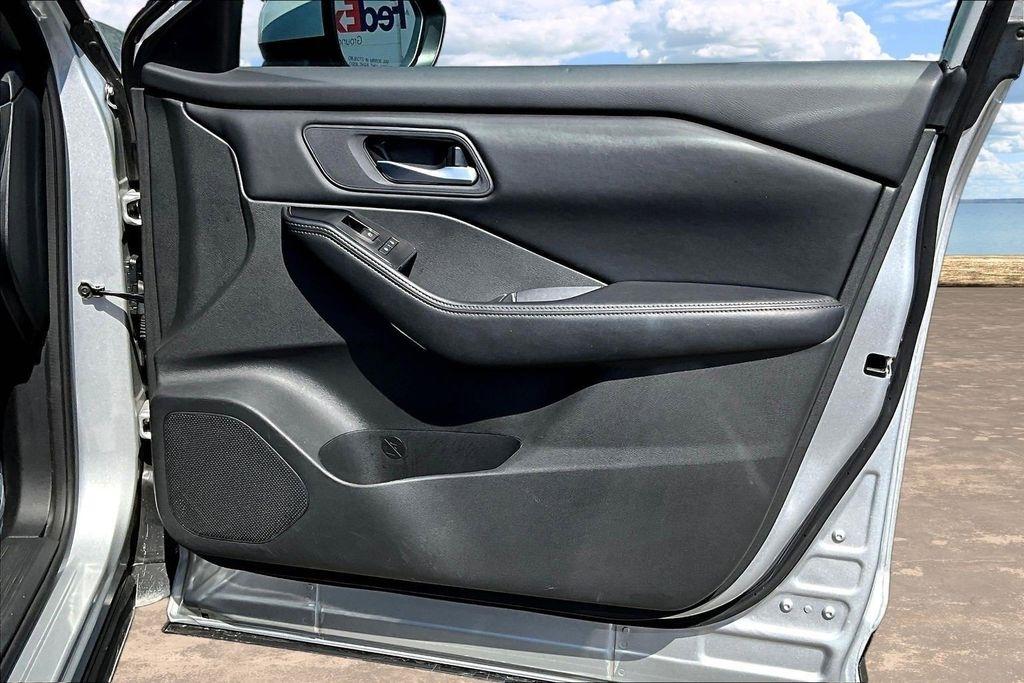 Nissan Rogue SV 2025