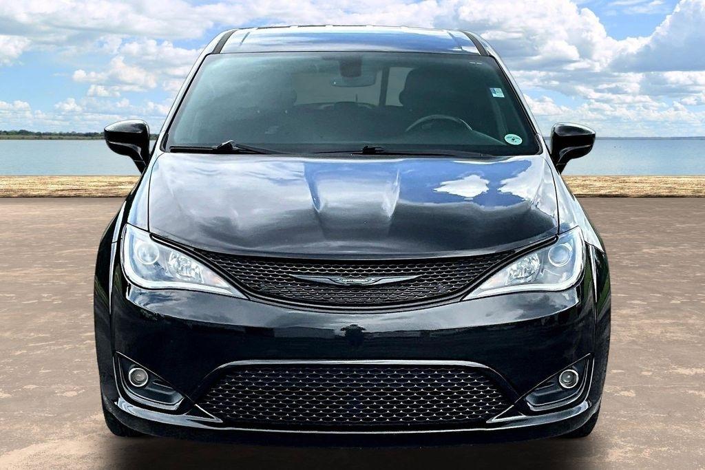 Chrysler Pacifica Touring Plus 2020