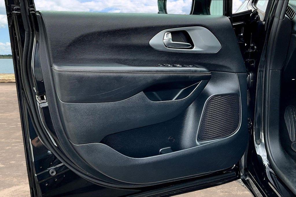 Chrysler Pacifica Touring Plus 2020
